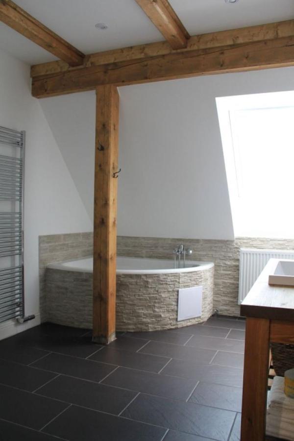 The Retreat Villa Zdarky Buitenkant foto